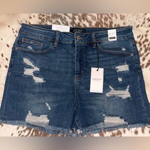 *SOLD* Judy Blue Mid-Rise Denim Short